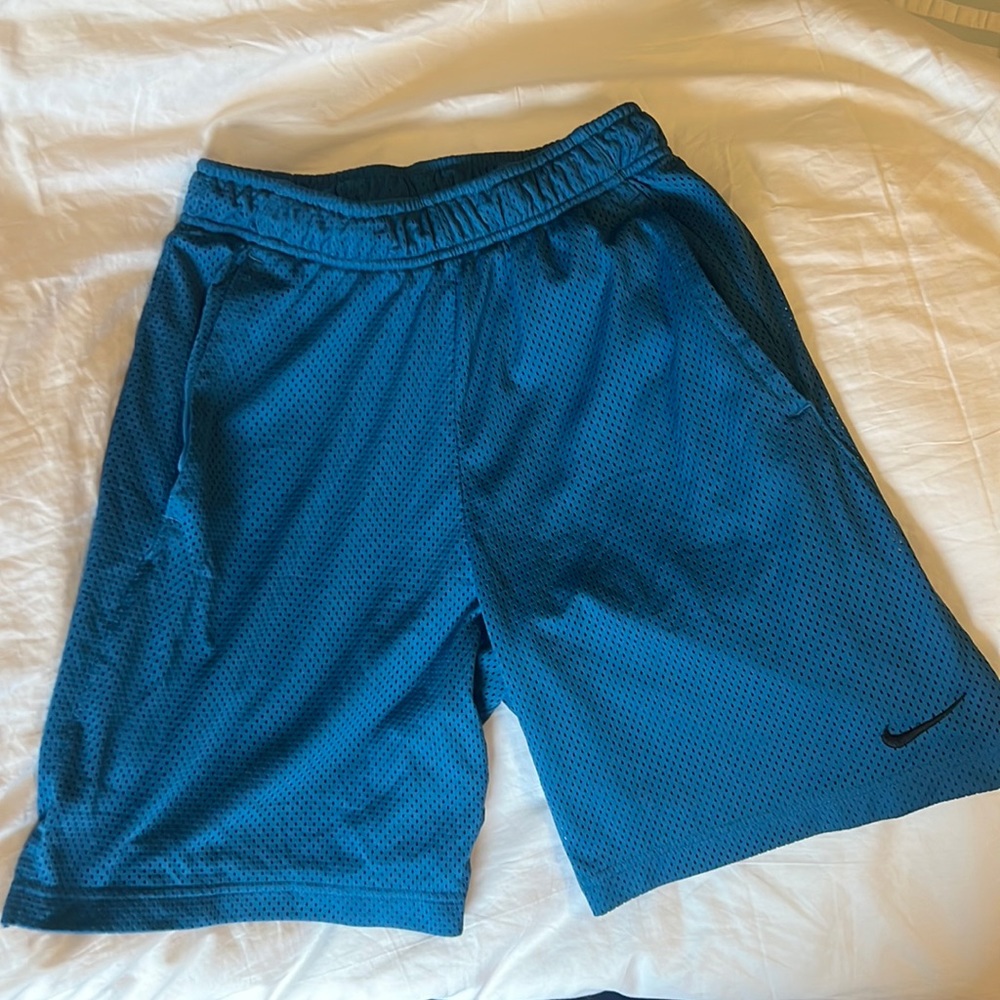 Nike Men’s Dri-Fit Shorts Size Small
